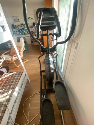 Bicicleta Elíptica Finnlo Ellypsis E3000