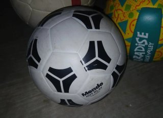 Set 3 palloni: Coca-Cola, Mondo, Calcio