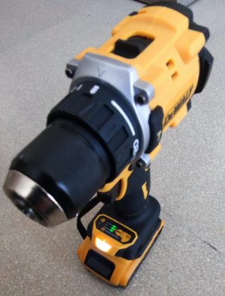 Taladro Dewalt 20V XR con Batería 6.0Ah