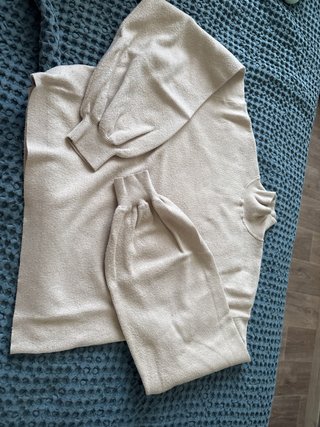 Maglioncino Bershka collo alto beige