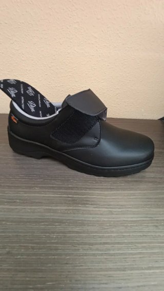 Zapatos negros