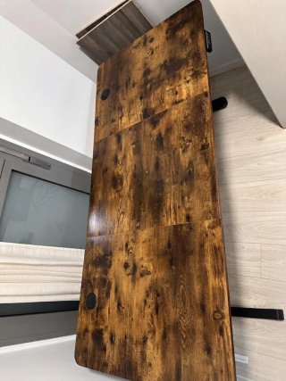 Mesa escritorio eléctrico y cajonera