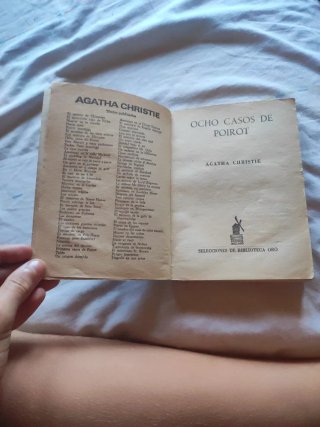 Agatha Christie - Ocho Casos de Poirot