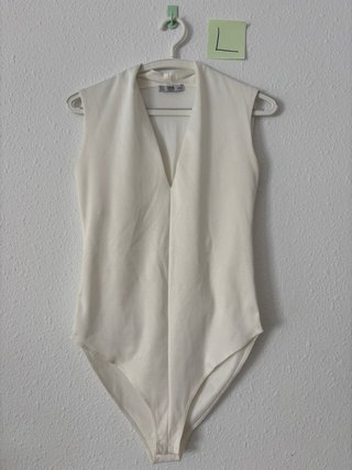 Crea tu propio lote de ropa.