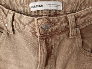 Pantalón Bershka ancho marrón Talla M