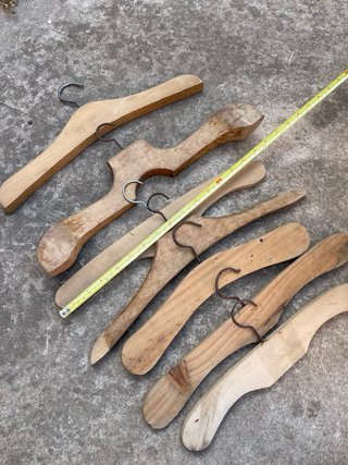 Perchas de madera antiguas (Set de 7)