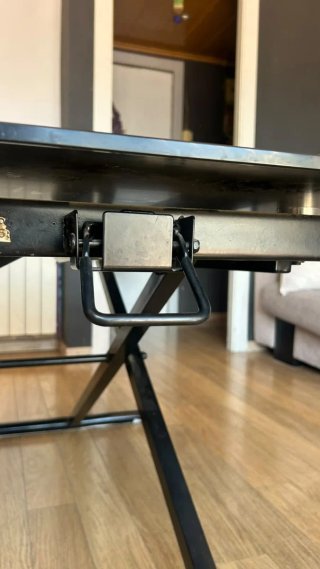 Mesa elevable centro cristal negro