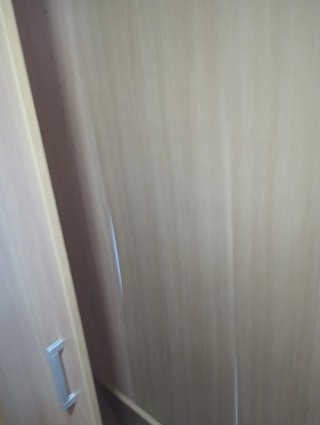 Armario de madera