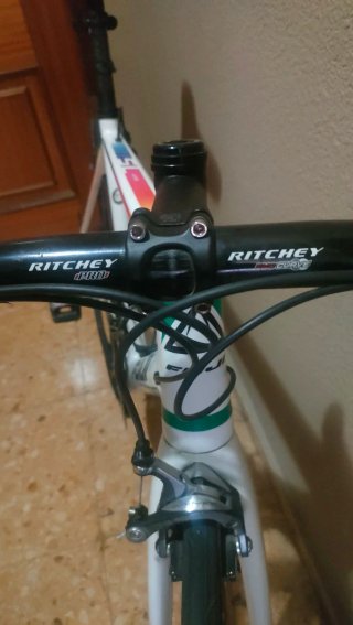 Bicicleta Fuji Carbono Carreras