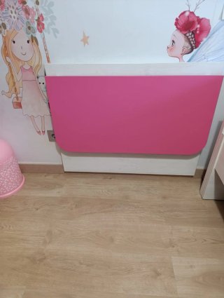 Escritorio juvenil rosa y blanco