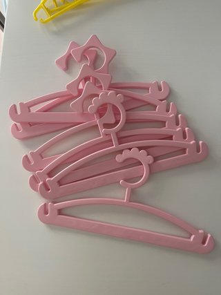 9 Perchas de armario para niños