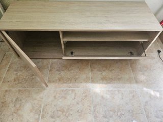 Mueble TV madera claro