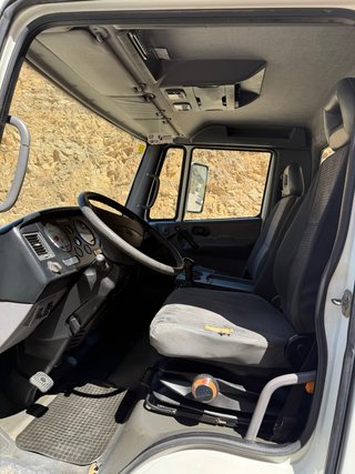 Camión Nissan Atleon 120 3.500kg Caja Cerrada