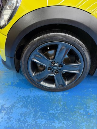 MINI Cooper 2011
