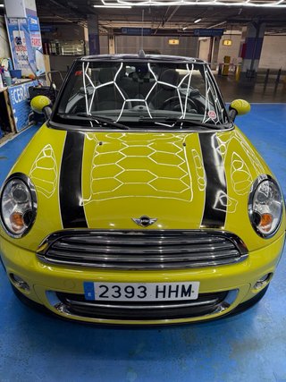 MINI Cooper 2011