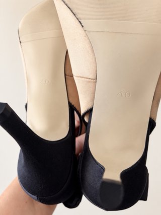 Zapatos tacón fiesta Menbur beige y negro