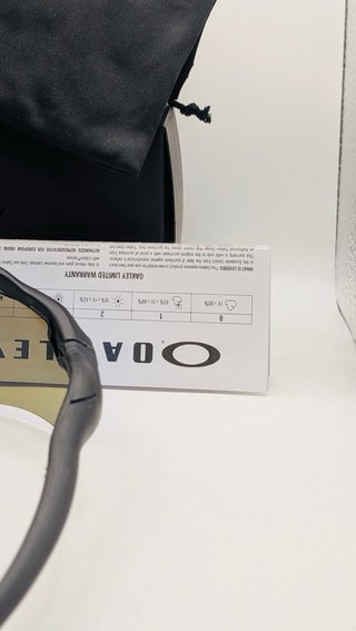 OAKLEY RADAR EV PATH — ORIGINALES Y PRECINTADAS