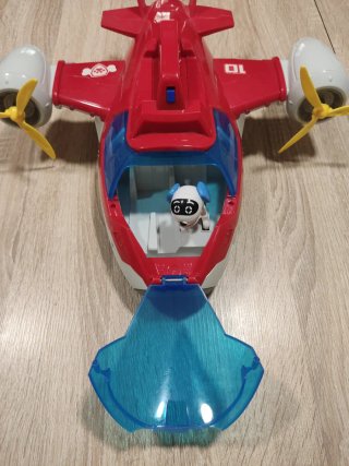 Avión patrulla canina