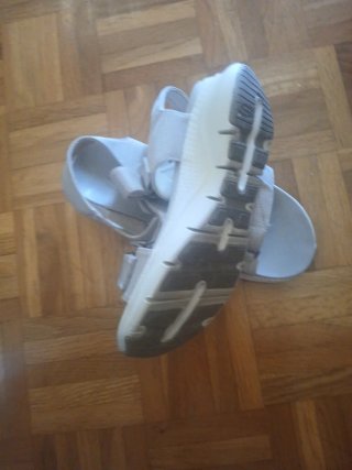 Sandalias Skechers Arch Fit Talla 37 Beige
