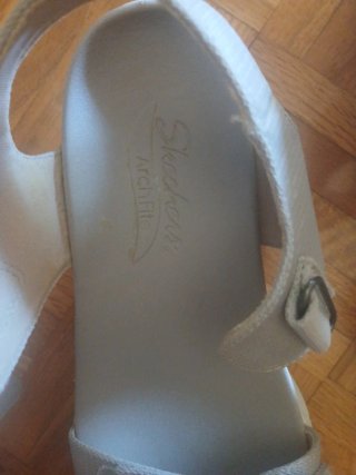 Sandalias Skechers Arch Fit Talla 37 Beige