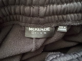 Pantalón McKenzie Negro