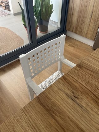 Trona metálica para bebé
