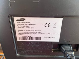 Monitor Samsung 19 LCD LE19C450