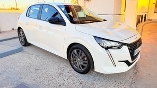 Peugeot 208 2022