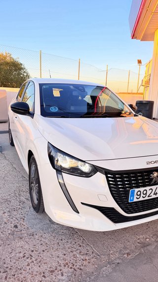 Peugeot 208 2022