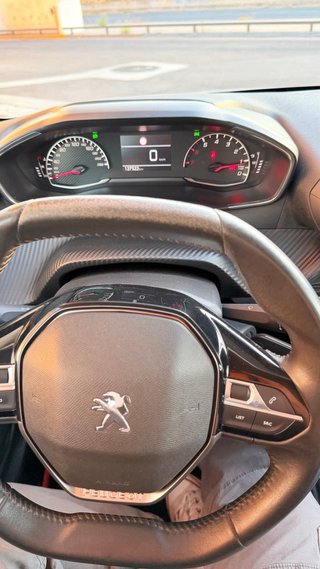 Peugeot 208 2022