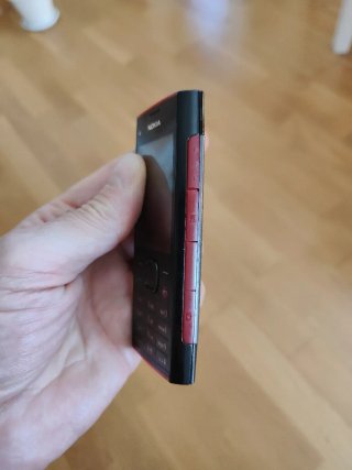 Nokia X2-00 Retro Negro y Rojo- XpressMusic colle.