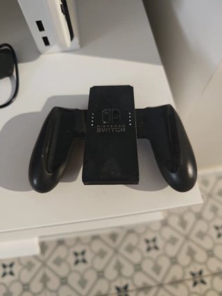 Nintendo Switch OLED Bianca