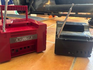 Mini TV Portátil Vintage BTV-005