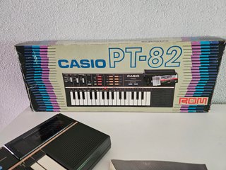 Teclado Casio PT-82 con ROM