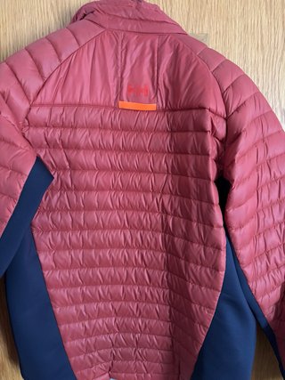 Chaqueta Helly Hansen Plumas Roja y Azul