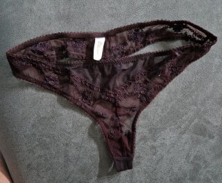 Lote 4 tangas Etam talla 42 y Passionata Talla S