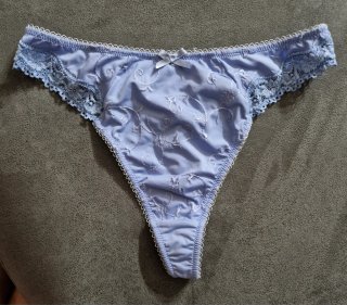 Lote 4 tangas Etam talla 42 y Passionata Talla S