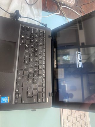 Portátil ASUS X200LA táctil 11,6