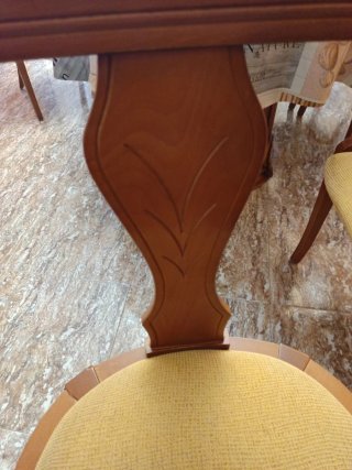 Sillas de comedor de madera y tela