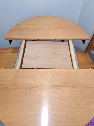 Mesa redonda extensible de madera