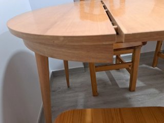 Mesa redonda extensible de madera