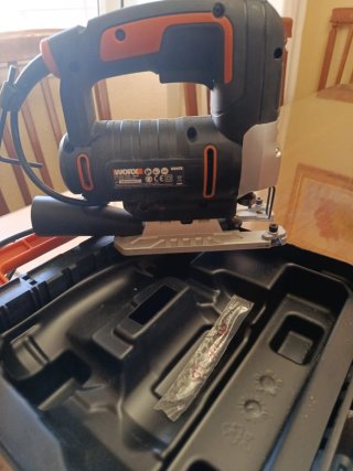 Caladora Worx 90mm 650W Casi Nueva
