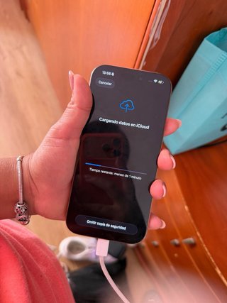 iPhone 16 Pro Rosa Dorado