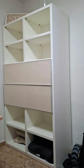 Mueble de almacenaje en perfecto estado – 196 × 99