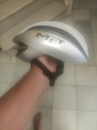 Casco ciclismo Met Trenta blanco