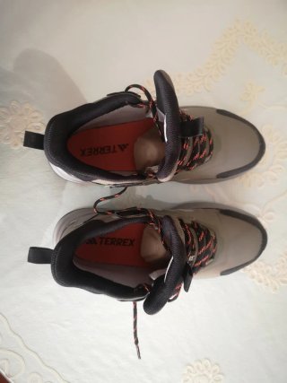 Botas Adidas Montaña y Caza Talla 41