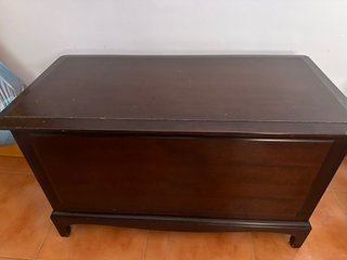 Cómoda y baul stag