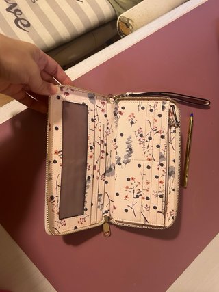 Cartera de mano Parfois floral