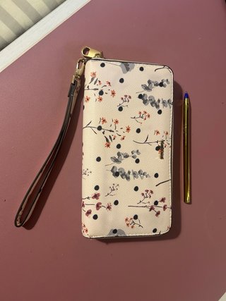 Cartera de mano Parfois floral