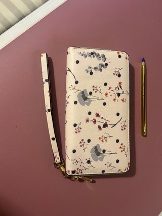 Cartera de mano Parfois floral